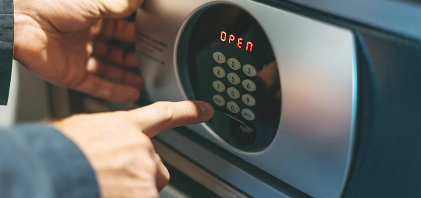 Cash Safe Openers in Magalia, California