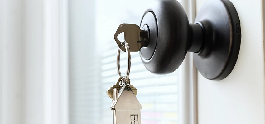 Bifold Door Knob Replacement in Magalia, California