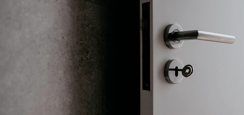 Front Door Handle Repair And Installation in Magalia, CA